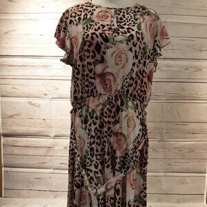 Quiz Floral Keyhole Neckline Dress SZ 14